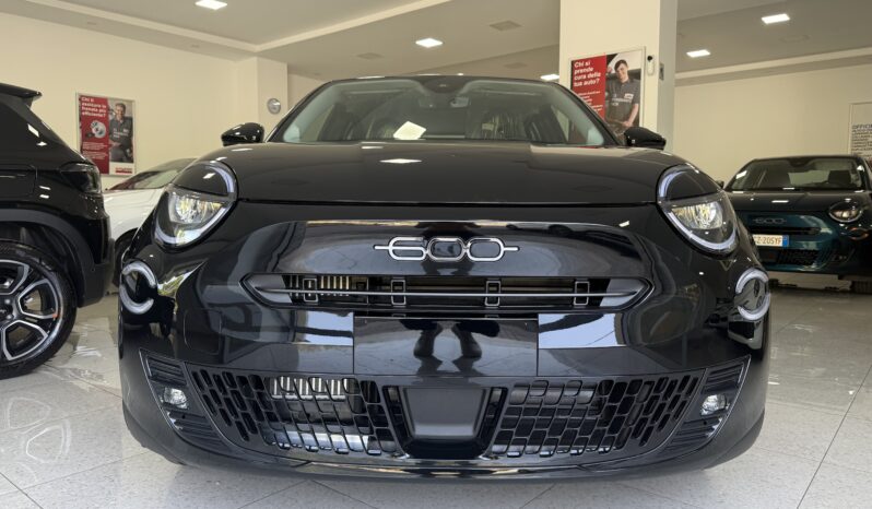 FIAT 600 ICON KM0 1.2 HYBRID 110CV pieno