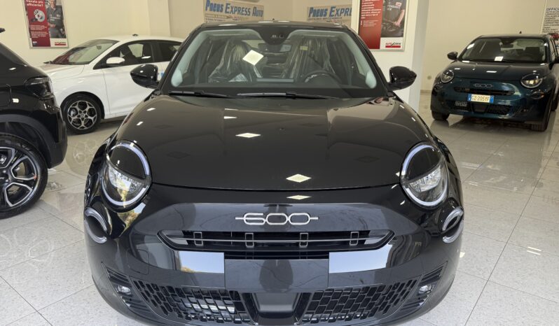 FIAT 600 ICON KM0 1.2 HYBRID 110CV pieno