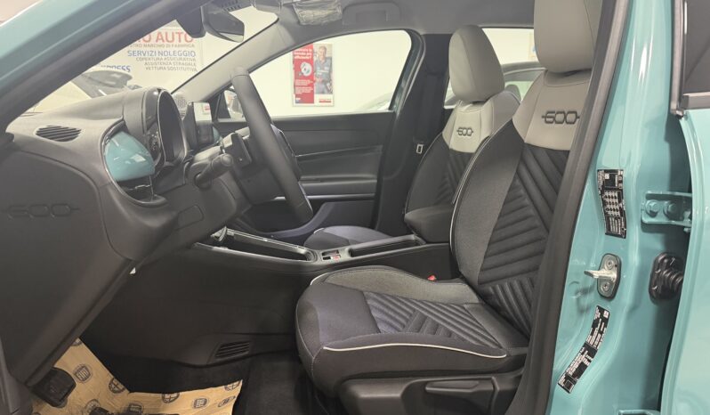 FIAT 600 ICON KM0 1.2 HYBRID 110CV pieno