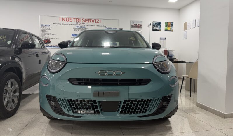 FIAT 600 ICON KM0 1.2 HYBRID 110CV pieno