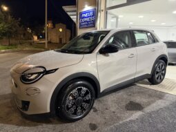 FIAT 600 ICON KM0 1.2 HYBRID 110CV pieno